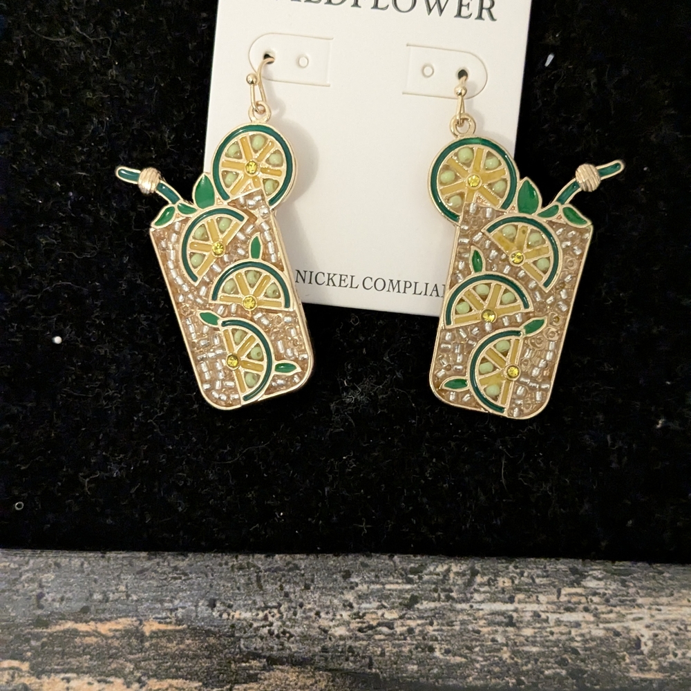 Lemon Slice Dangle Earrings - Picture 3 of 3